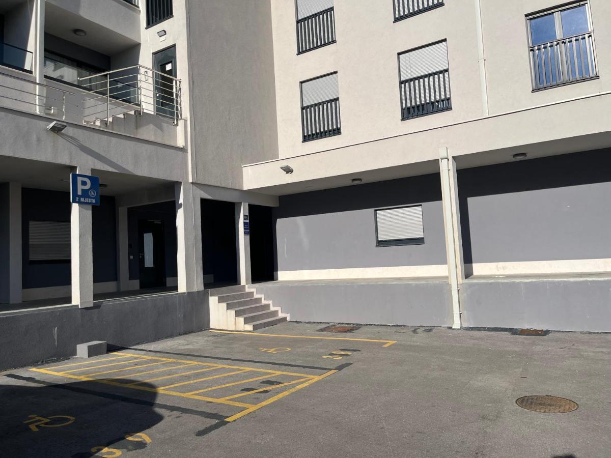 Three Musketeers Apartments ドゥブロブニク エクステリア 写真